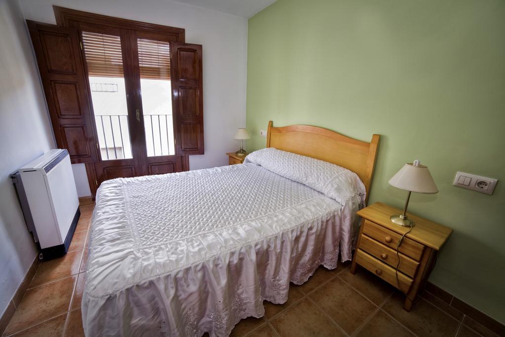 Apartamentos Prades Morella Zimmer foto